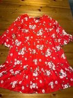 Kleid *Bodyflirt* Gr 40 rot Blumen/Floral Hessen - Nidderau Vorschau