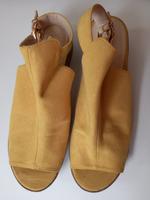 Primark Sandalen, Gr. 40, gelb Nordrhein-Westfalen - Recklinghausen Vorschau