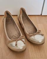 Pumps von Caprice, beige mit Gold in Größe 36 Sachsen - Bischofswerda Vorschau