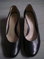 Gabor Business Pumps klassisch Gr. 5,5 = 38,5 schwarz wenig getra Hessen - Solms Vorschau