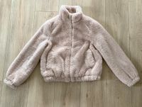 Teddy-Felljacke Puder Beige/Rosé Pull and Bear Nordrhein-Westfalen - Reichshof Vorschau