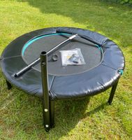 Trampolin Jumping Fitness mit Trainings-DVD und Trainingssocken Bayern - Augsburg Vorschau