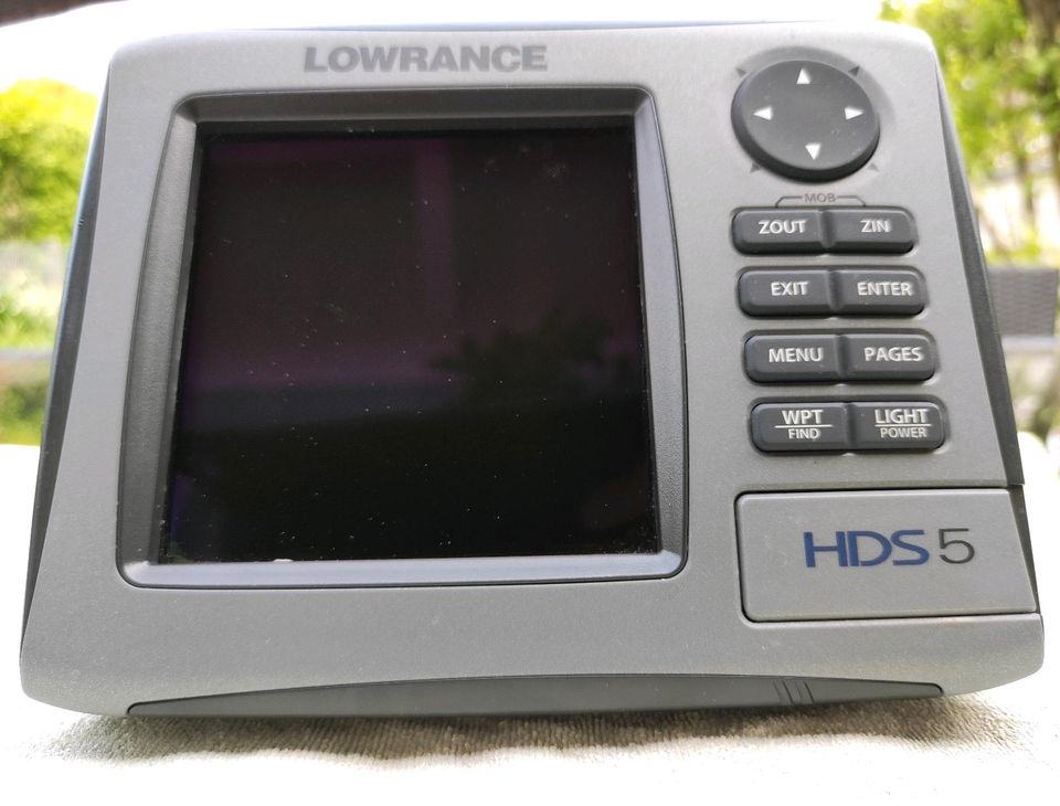 Lowrance HDS 5 Echolot/Kartenplotter/Geberstangenhalterung in Lampertheim