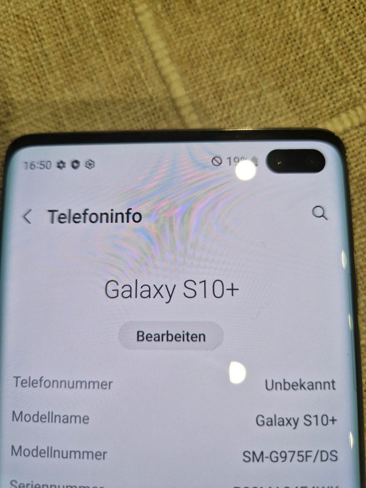 Samsung S10+ sehr guter Zustand siehe Bilder in Rottenburg am Neckar