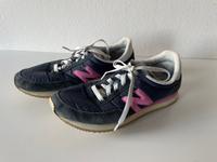 NEW Balance 720 Gr. 40 Damen Sneaker Blau Rosa Frankfurt am Main - Eschersheim Vorschau