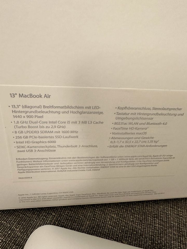 Apple MacBook Air 13 Zoll (2014), 8 GB RAM, 256 GB SSD in Magdeburg