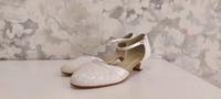 Brautschuhe in ivory, Gr. 37, Absatz 4 cm von Rainbow Niedersachsen - Ankum Vorschau