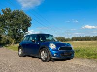 Mini One 72kW mit HSV Logo auf dem Dach Kreis Pinneberg - Quickborn Vorschau