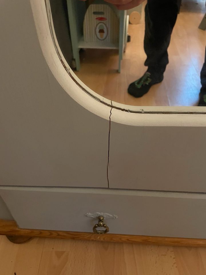 Dänischer Spiegelschrank Garderobe in Flensburg