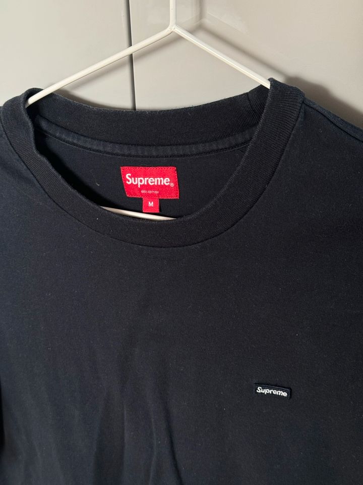 Supreme Small Box Logo in M in Erfurt