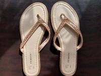 Flipflops Zehentrenner 38 neu Glitzer rosé inkl. Warenpost Sachsen - Grünhainichen Vorschau