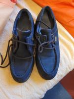 Winterhalbschuhe gefüttert, blau, Größe 38 Berlin - Pankow Vorschau