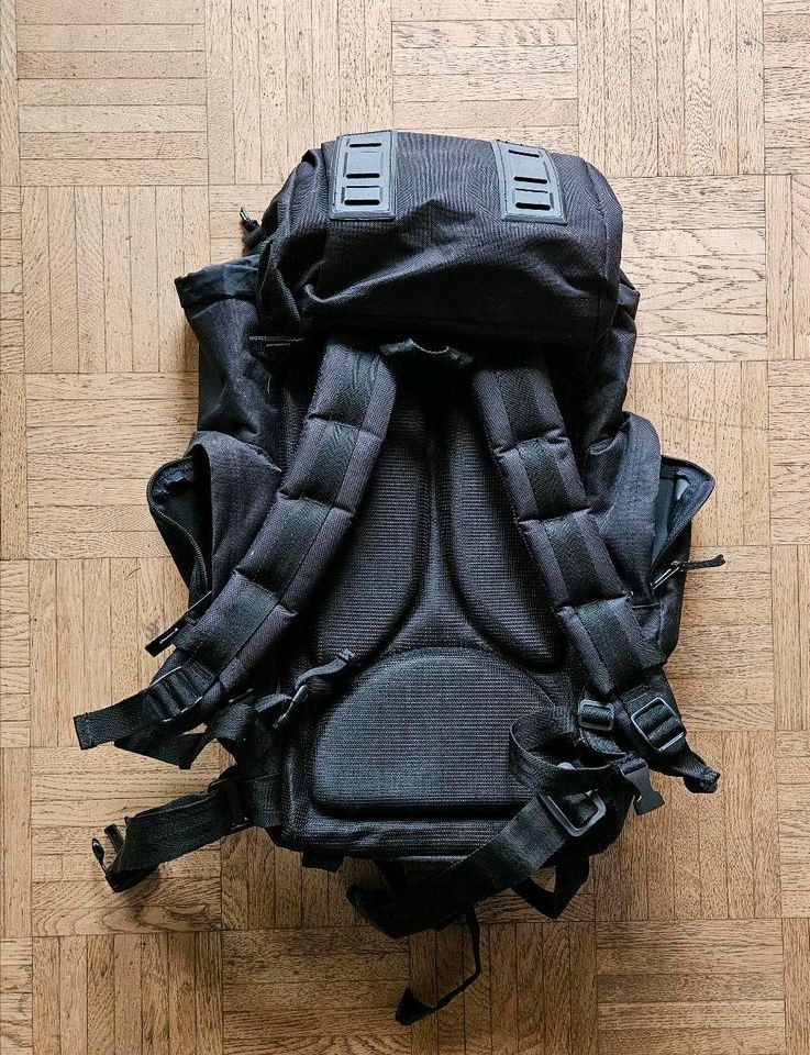 Modeka Motorrad Rucksack schwarz in Pfullingen