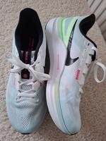 Nike Air Zoom Structure 25, Laufschuhe, Gr. 40,5 bzw. 9 Sachsen - Neustadt Vorschau