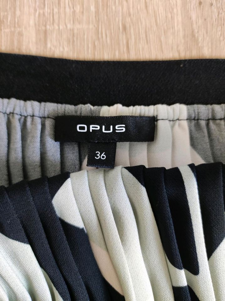 Opus 3teiliges Outfit Größe 36 *TOP* in Soest