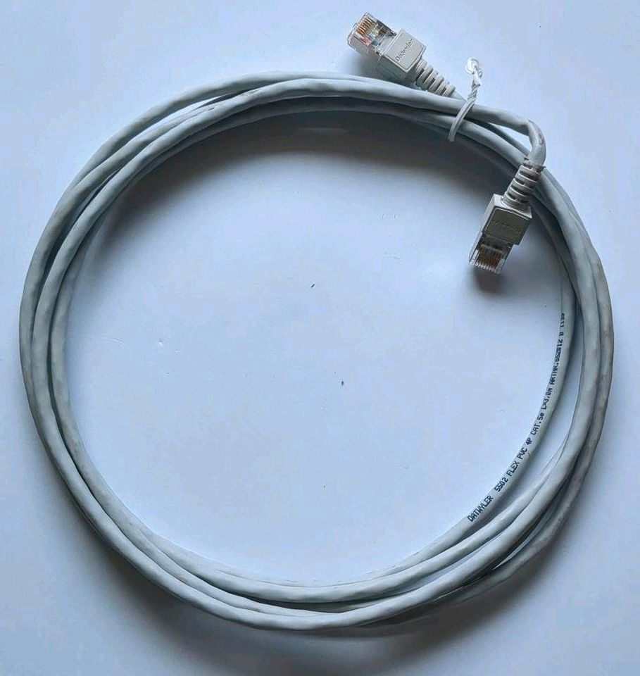 VGA LAN Audio Headset USB-Micro/-C Antennenkabel Netzkabel in Hamburg