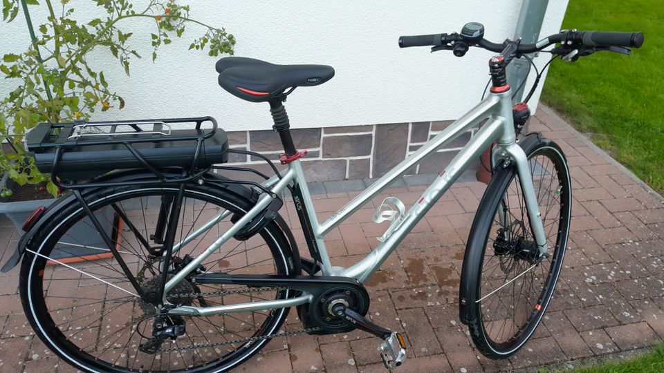 E-Bike Damen in Vöhl