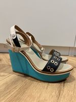 Tommy Hilfiger Sommersandalen Gr.37 Nieten hellblau creme WIE NEU Thüringen - Hildburghausen Vorschau