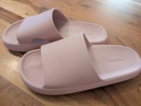 Schuhe neu 42 Schlappen Hausschuhe Nordrhein-Westfalen - Ratingen Vorschau