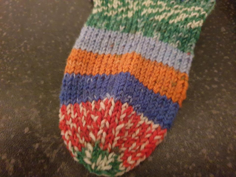 Kinder- Socken handgestrickt, weiche Wolle, neu in Wenzendorf