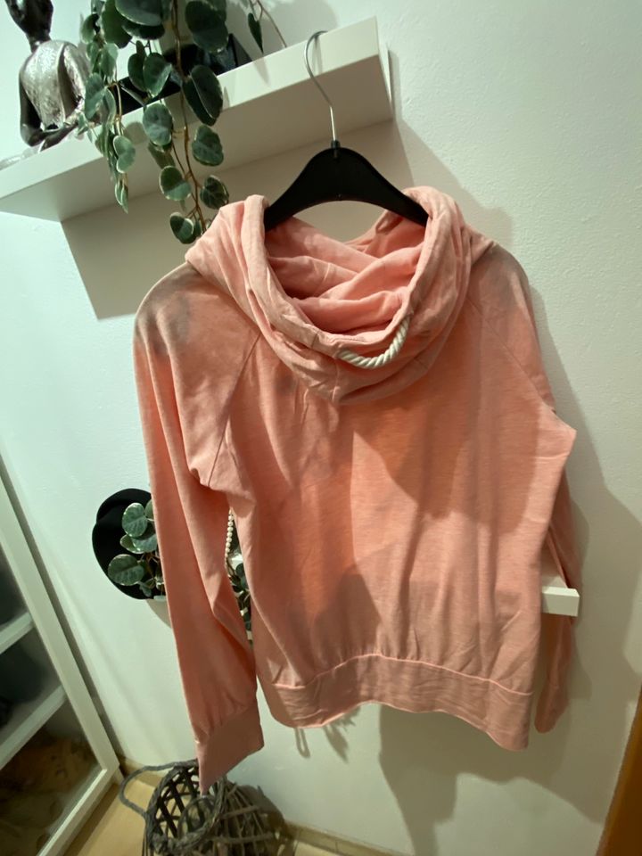 NAKETANO Sweatshirt in Größe S 36 in Gifhorn