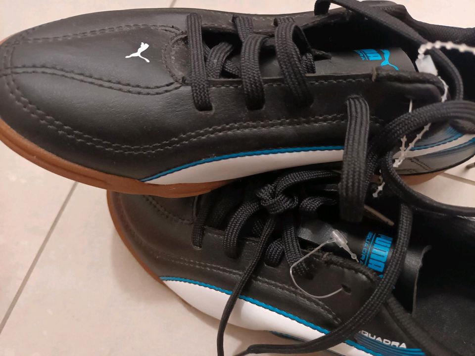 Puma Kinder Sport schuhe/Neu in Essen