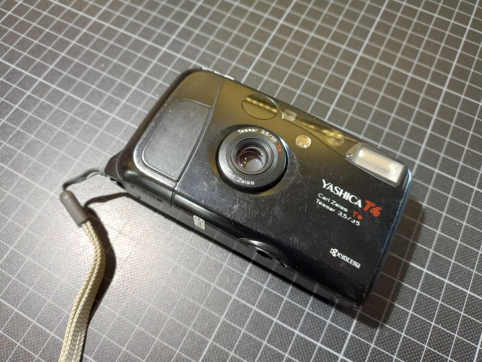 Yashica T4 CLA!, Premium Point and Shoot,analoge 35mm Film Kamera in Berlin