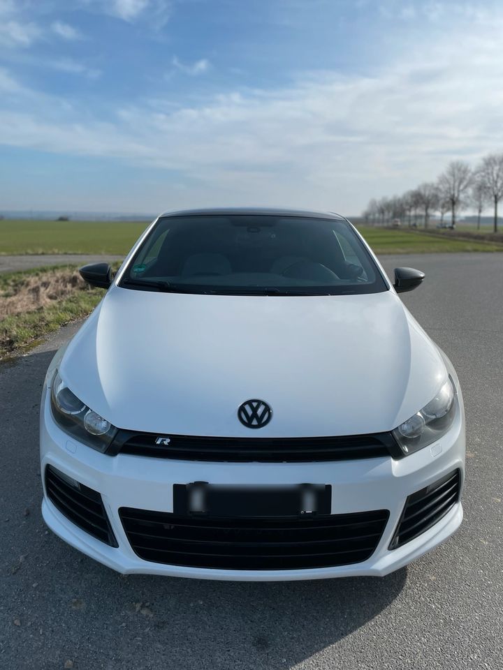 VW Scirocco R R 2.0 265PS Scheckheft 20 Zoll H&R Navi Carbon in Helmstedt