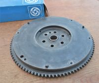 6 Zylinder 2,6L, Land Rover Serie 2 / 3 Schwungscheibe, flywheel Niedersachsen - Jade Vorschau