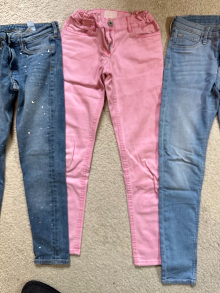 Jeans 140 verschiedene Farben v.a. h&m Einzelpreis ab 3€ in Blieskastel