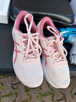 Asics Turnschuh 35,5 Hessen - Butzbach Vorschau