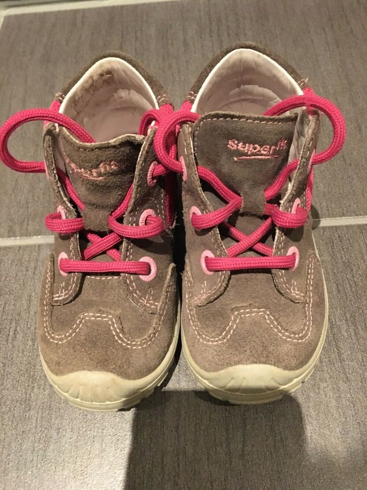 Mädchenschuhe von Superfit in Größe 21 in Wachtberg