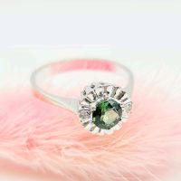 21733 Vintage Ring mit grünem Tourmalin und Brillanten aus 585 14 Baden-Württemberg - Donaueschingen Vorschau