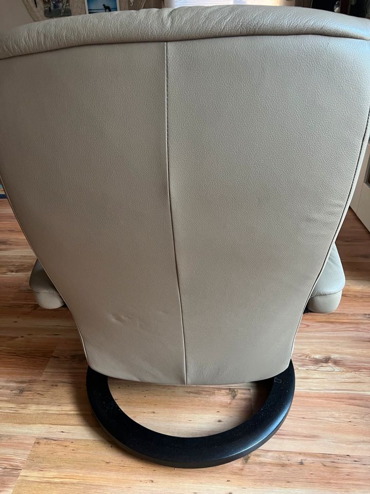 Stressless Sessel mit Hocker Ekornes beige in Nidderau