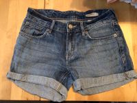 H&M kurze Hose Shorts Jeans / Größe 146 Baden-Württemberg - Kirchheim am Neckar Vorschau