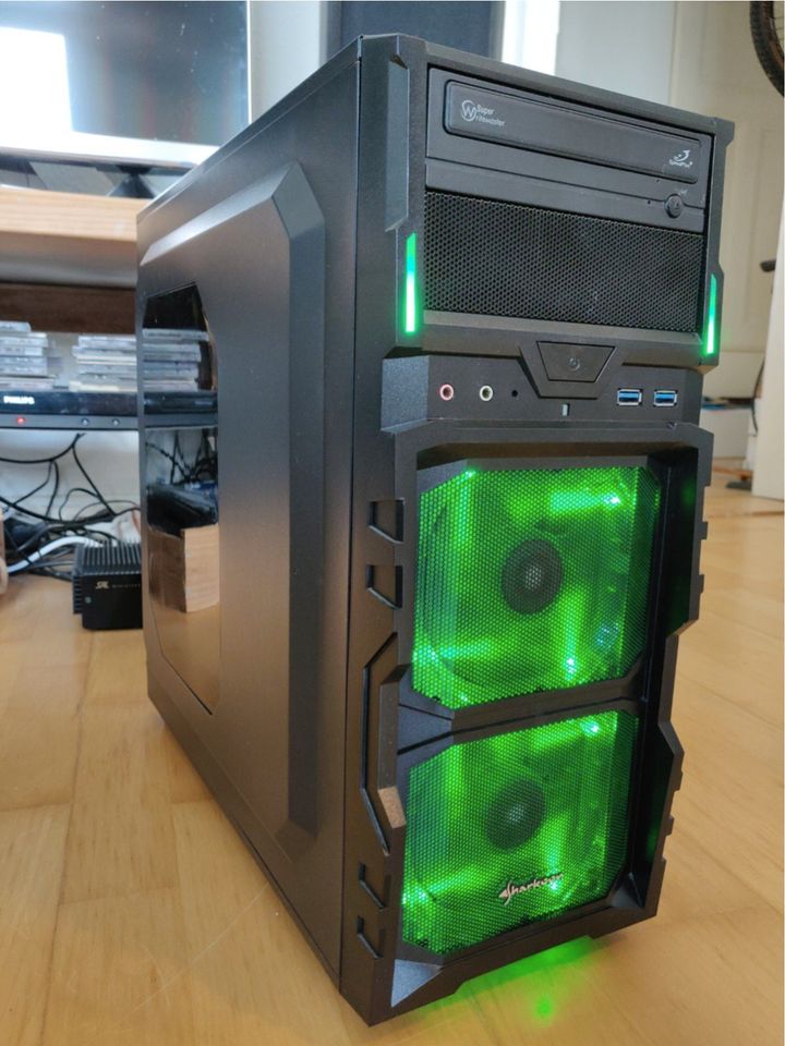 Gaming PC | AMD FX 8120 - GTX 760 - 16 GB RAM - 1000 W Netzteil in Kiel