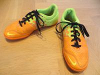 Nike Fußballschuhe, Hallenschuhe, Gr. 38 Hessen - Oberursel (Taunus) Vorschau