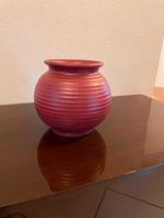 schöne bauchige Vase, lila Bayern - Mitteleschenbach Vorschau