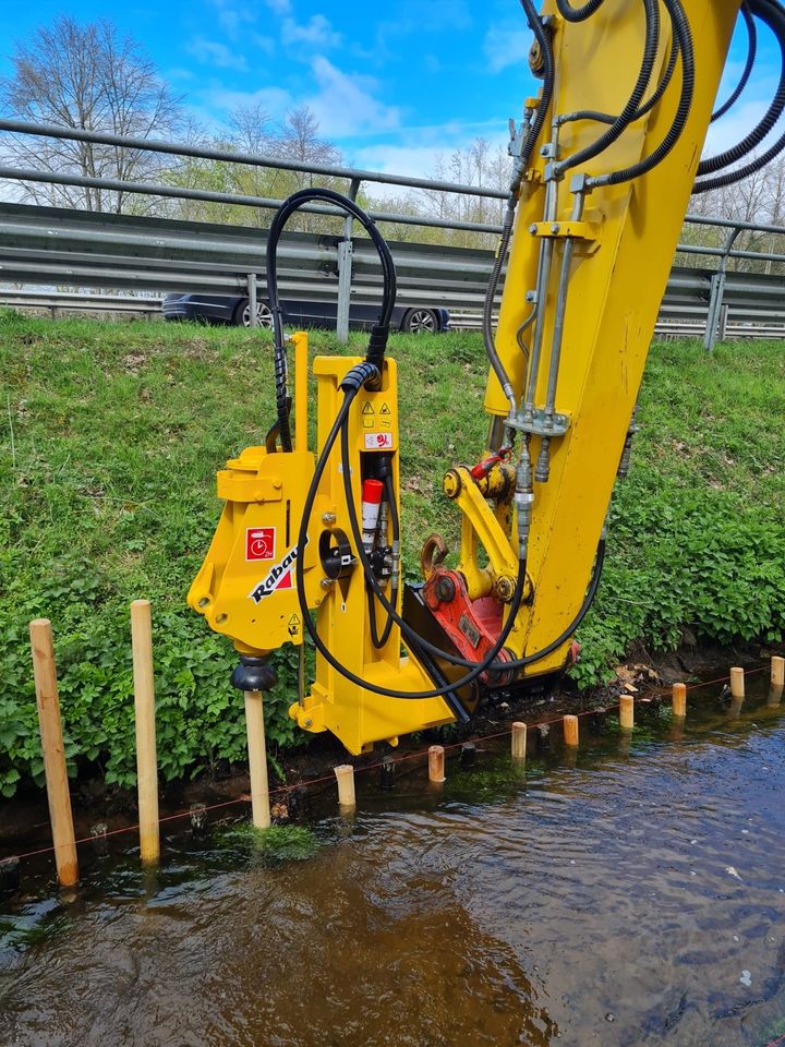 MIETEN Pfahlramme hydraulisch Zaunbau Koppelbau Weide Bagger MS03 in Hohenwart