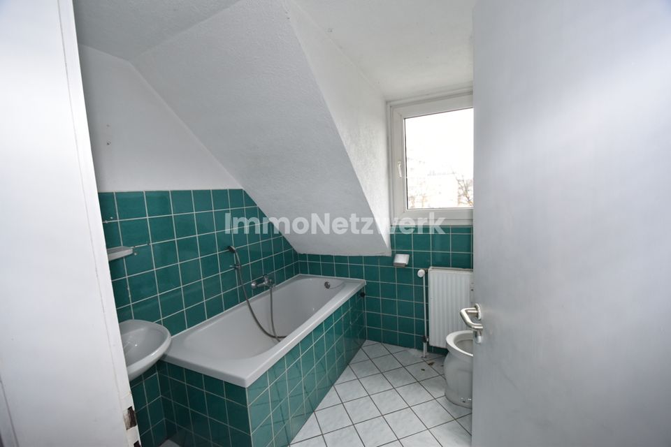 ***solides Anlageobjekt in zentraler Stadtlage von Düren 11 Einheiten & über 5,5 % Rendite***NEU in Düren