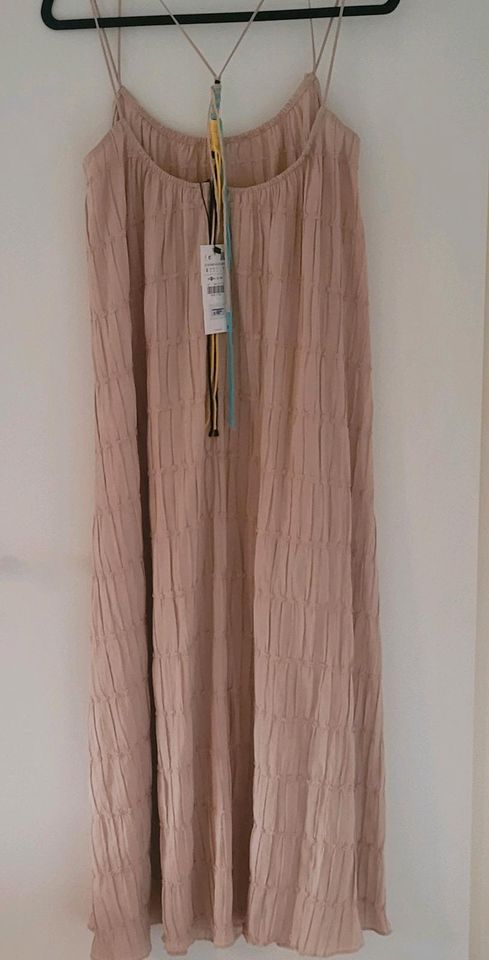 Zara Maxi Kleid NEU und ungetragen 36/S Farbe beige in Oberhausen