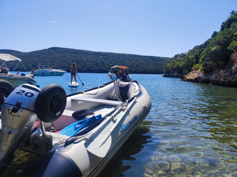 Viamareschlauchboot mit 20 PS Honda und Bootshänger in Münchwald