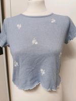 Primark T-Shirt gerippt hellblau mit Blumen Gr.42 Bayern - Ebermannstadt Vorschau