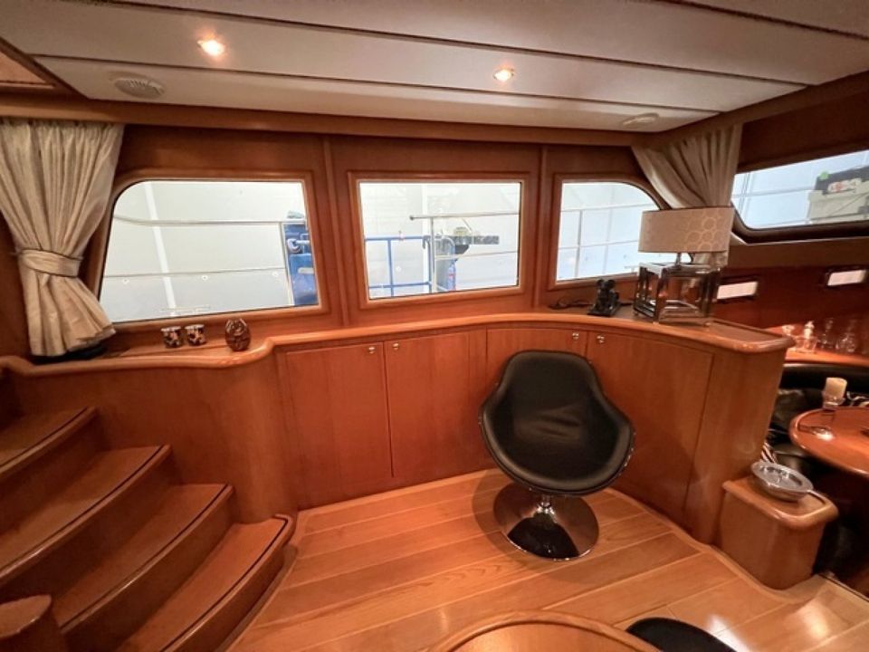 Luxusyacht Yacht Motoryacht Motorboot Boot Schiff zu verkaufen in Magdeburg