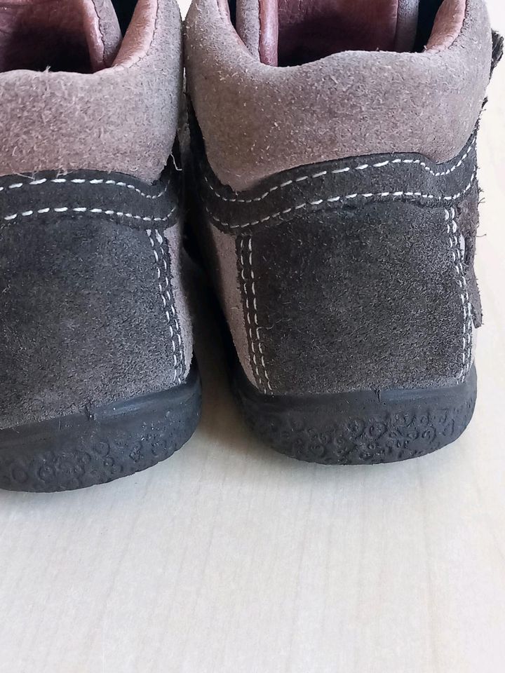 Pepino Mädchen Halbhohe Leder Schuhe gr.21 in Müllheim