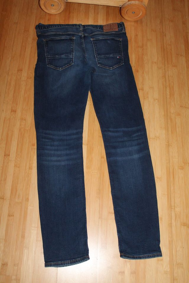 Tommy Hilfiger ღ Jeans ღ W34 L32 ღ Layton ღ extra slim fit in Schmelz