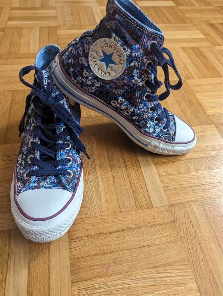 Converse Schuhe in Rheinberg