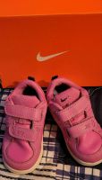 Nike Sneaker Größe 23,5 Sachsen - Burkau Vorschau