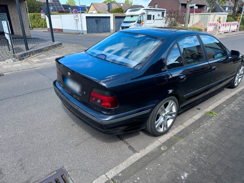 E39 540 v8  4,4 l in Kaarst