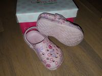 Cupcake, Badeschuhe, wie Crocs, Badeschlappen, Gr. 22, Blumen Nordrhein-Westfalen - Remscheid Vorschau